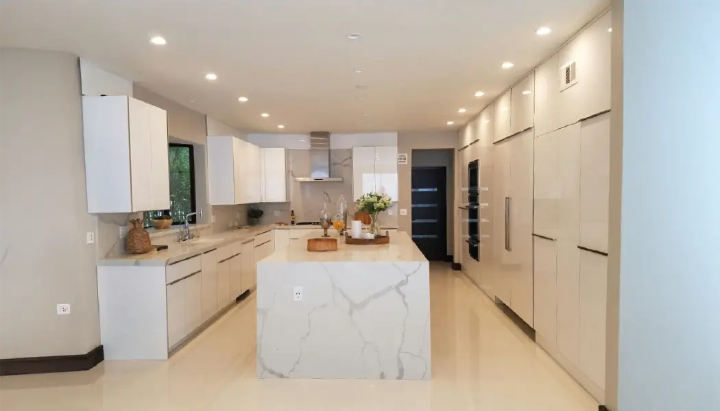 superficie de madera brillante blanco 3
