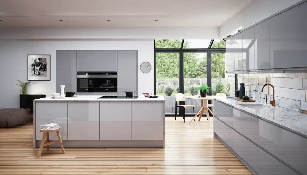 superficie de madera brillante gris nube 2